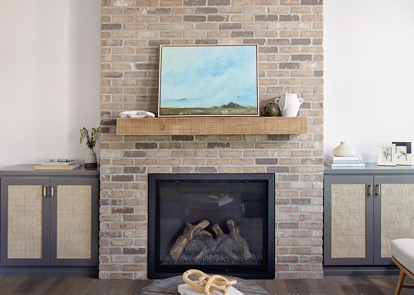 Tips for Buying a Reclaimed Wood Mantel