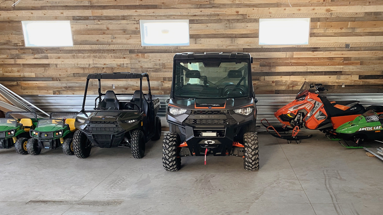 Dakota Timber | Rough Reclaimed Shiplap Wall Paneling